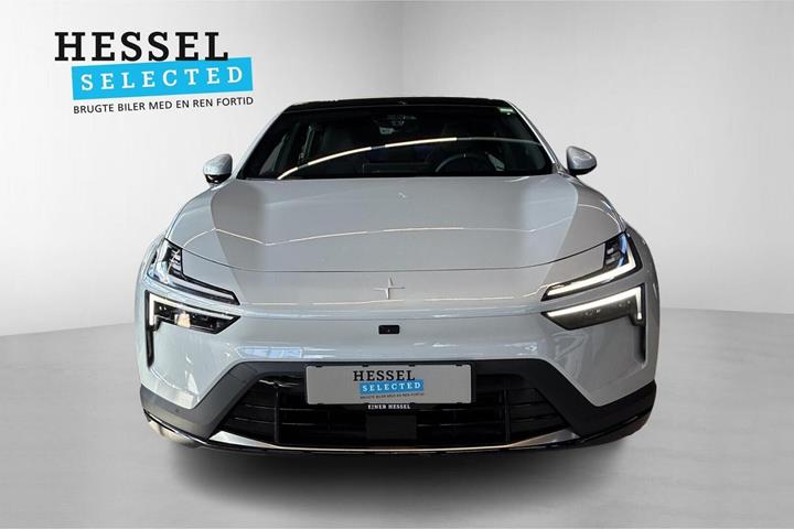 Sølv Polestar 4 fra 2026