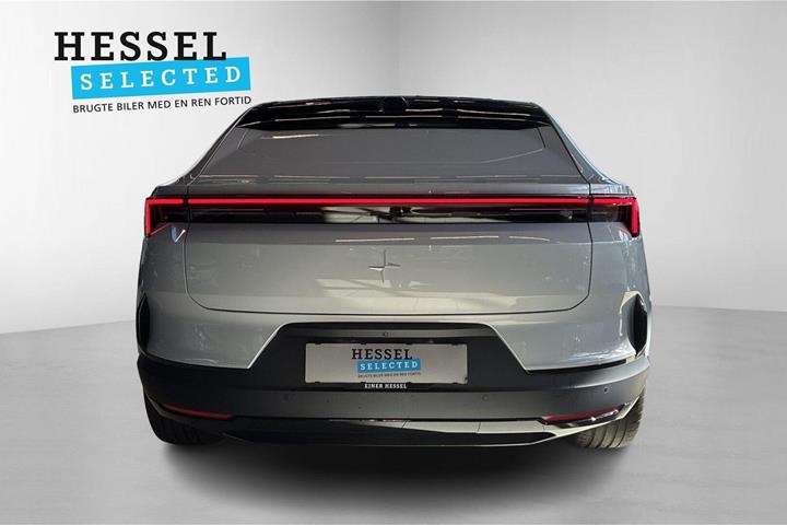 Sølv Polestar 4 fra 2026