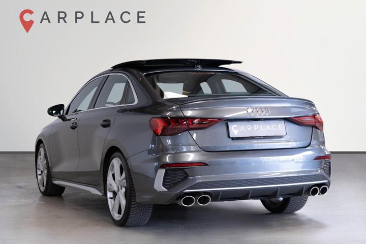 Grå Audi S3 fra 2021