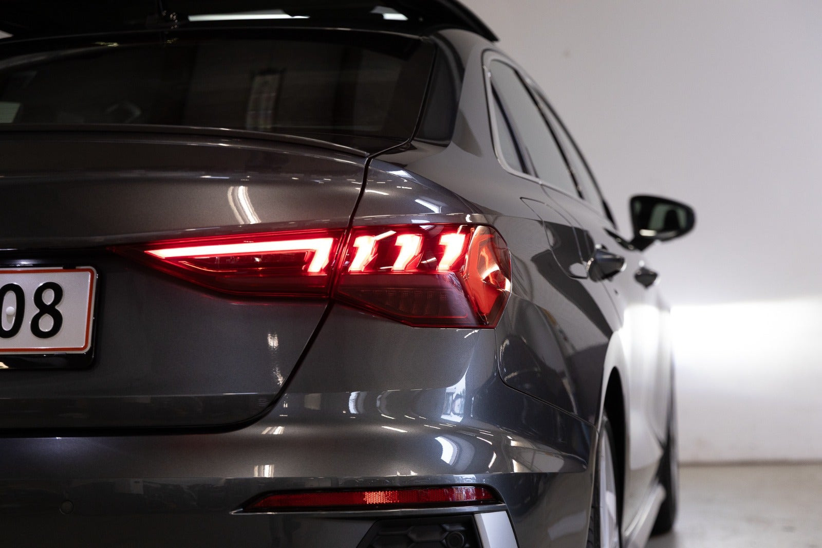 Grå Audi S3 fra 2021