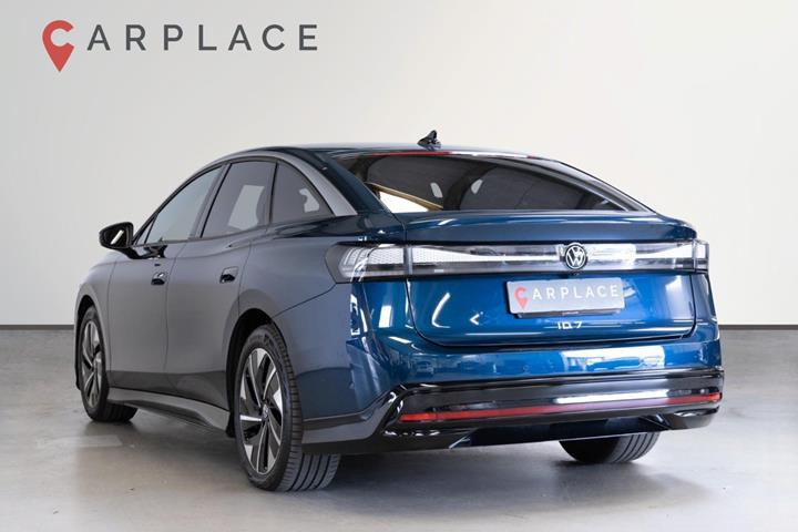 Blå VW ID.7 fra 2025