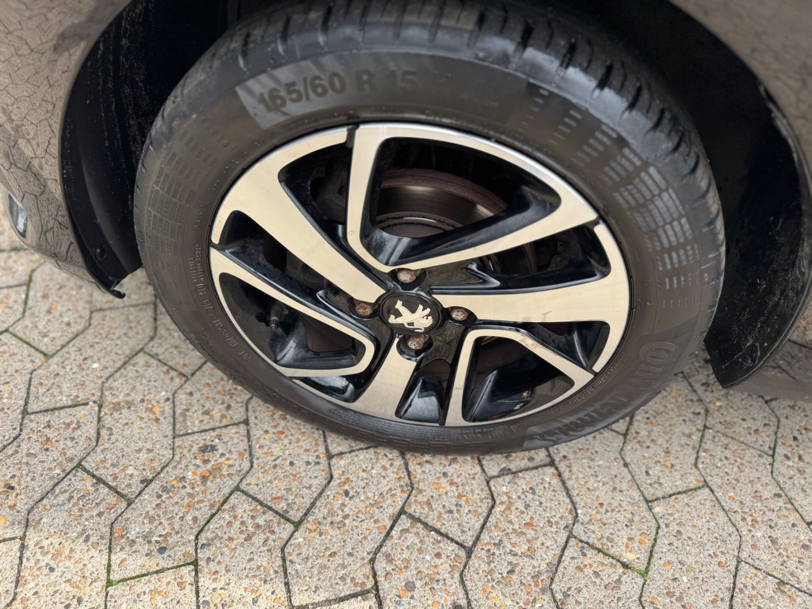 Sort Peugeot 108 fra 2019