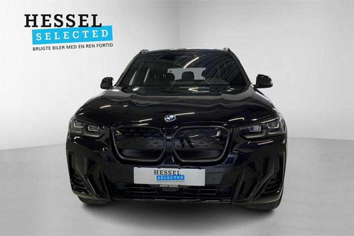 Sort BMW iX3 fra 2023