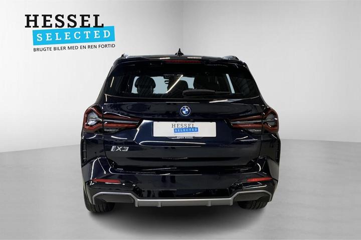 Sort BMW iX3 fra 2023