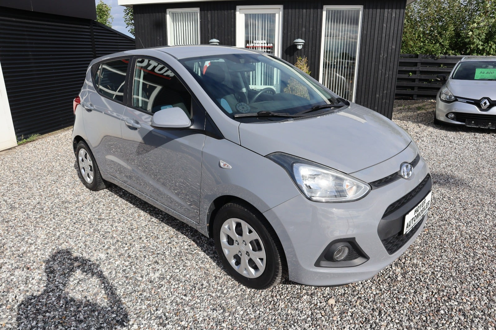 Grå Hyundai i10 fra 2015