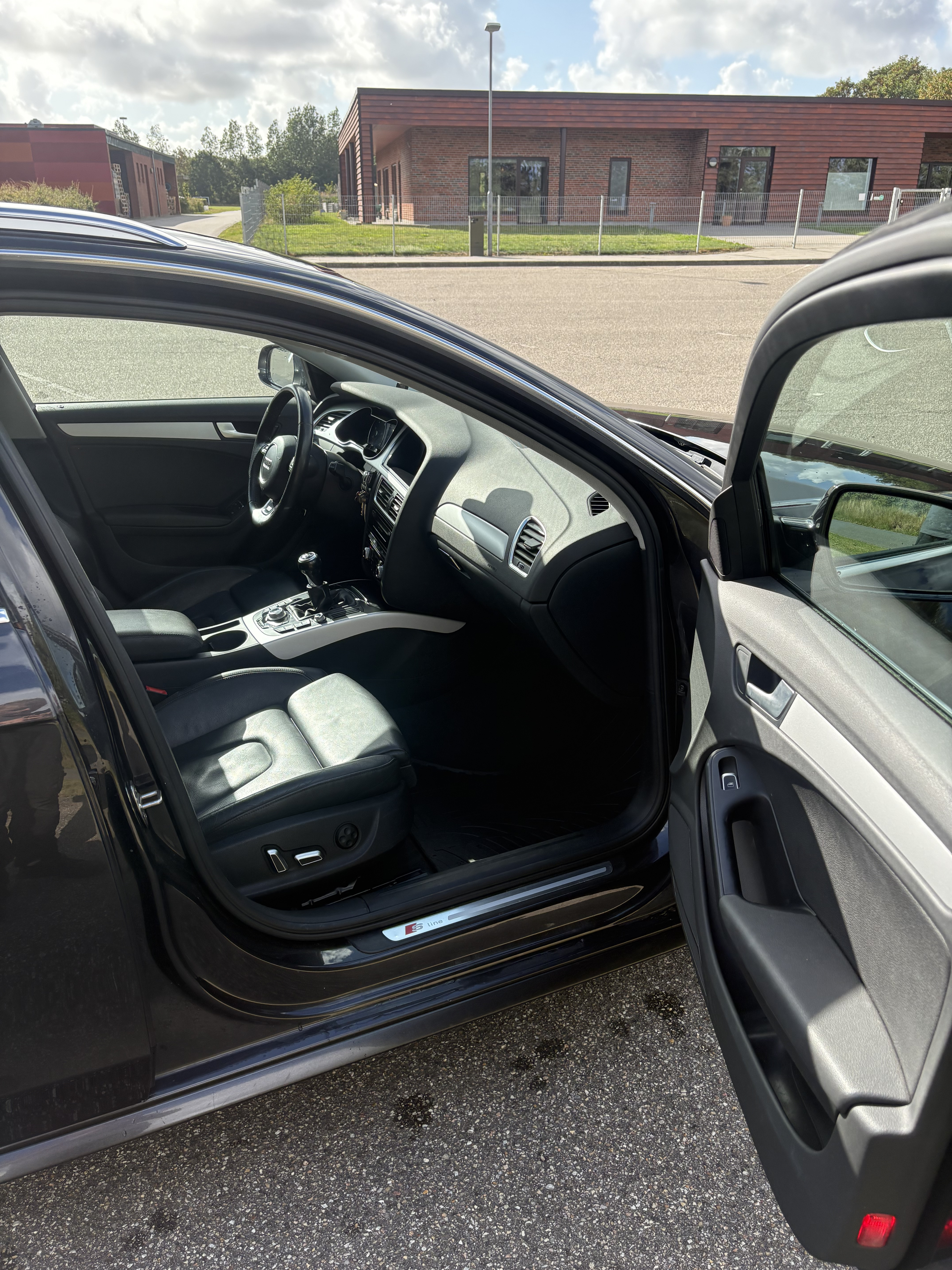 Sort Audi A4 fra 2015