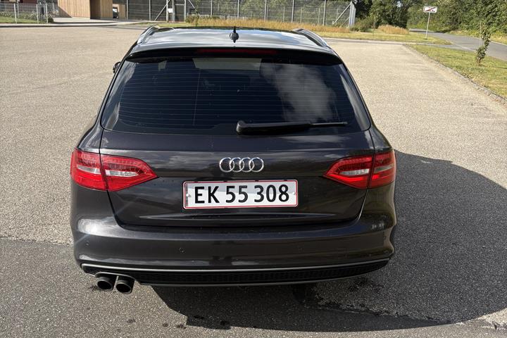 Sort Audi A4 fra 2015