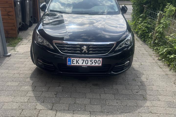 Sort Peugeot 308 fra 2018