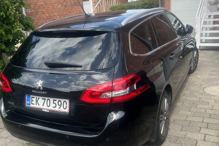 Sort Peugeot 308 fra 2018