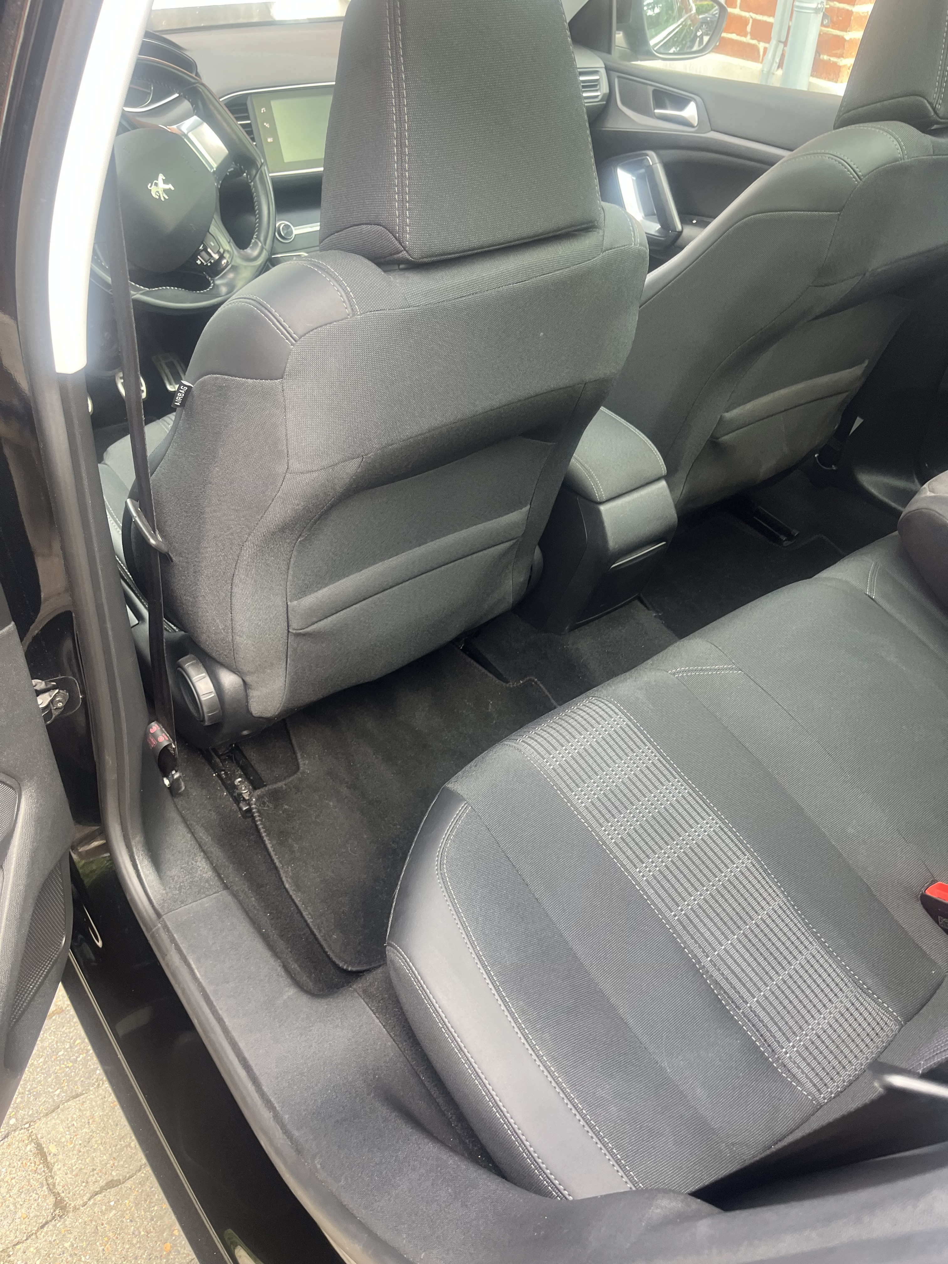 Sort Peugeot 308 fra 2018