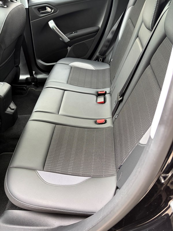 undefined Peugeot 2008 fra 2019