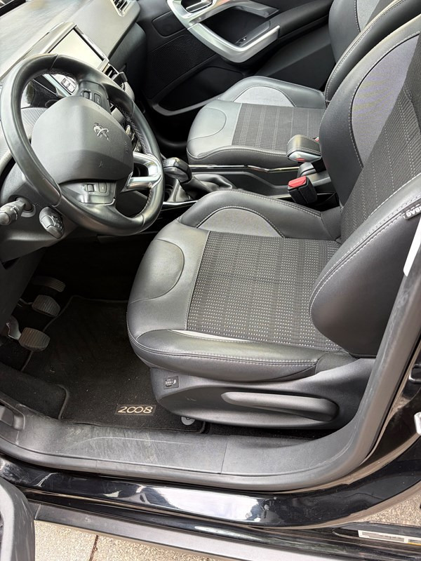 undefined Peugeot 2008 fra 2019