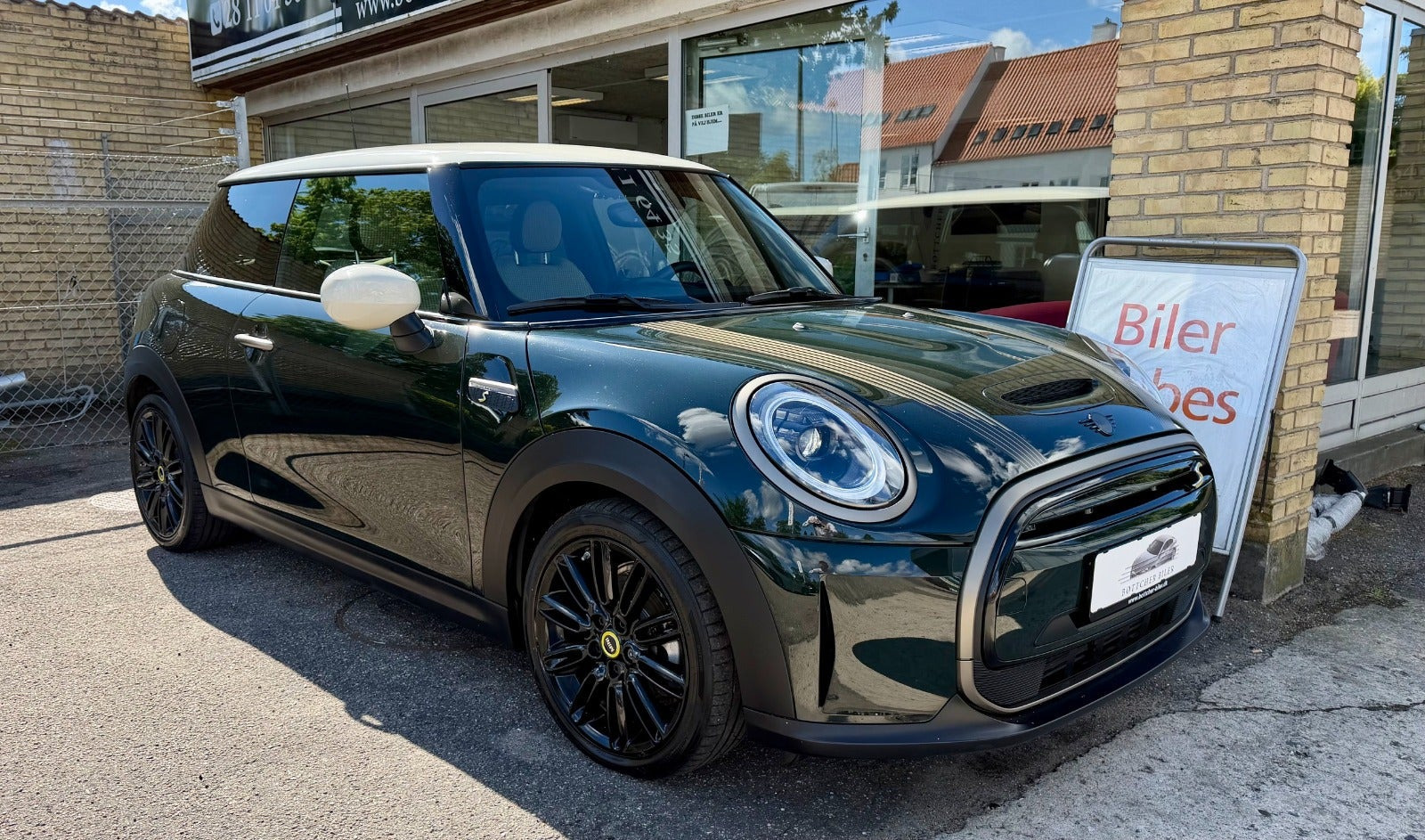 Grøn Mini Cooper SE fra 2023
