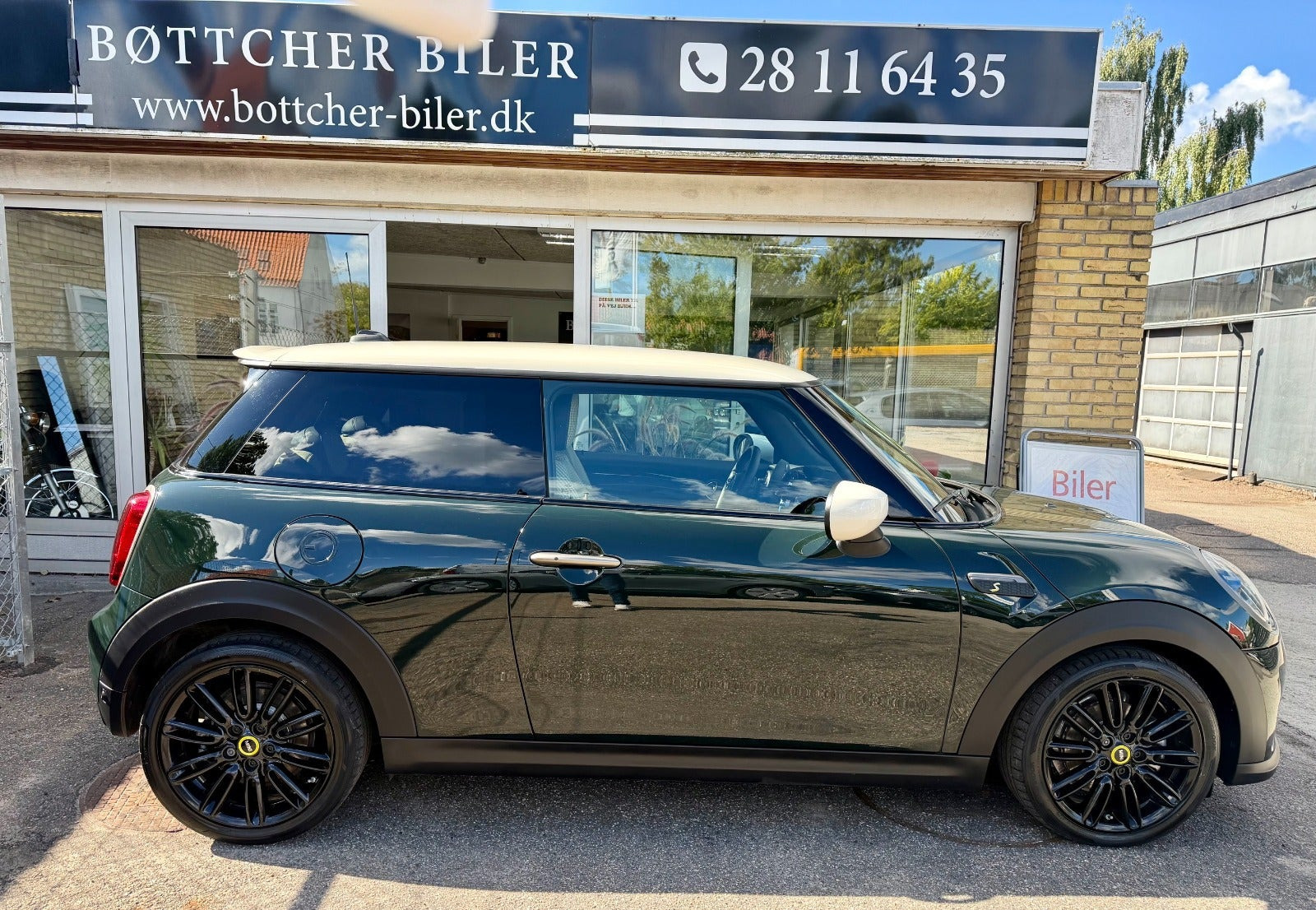 Grøn Mini Cooper SE fra 2023