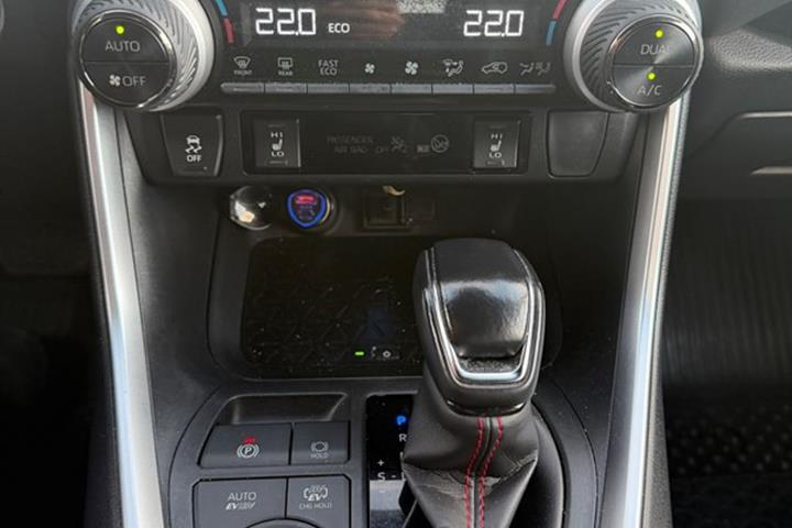 undefined Toyota RAV4 Plug-in fra 2021