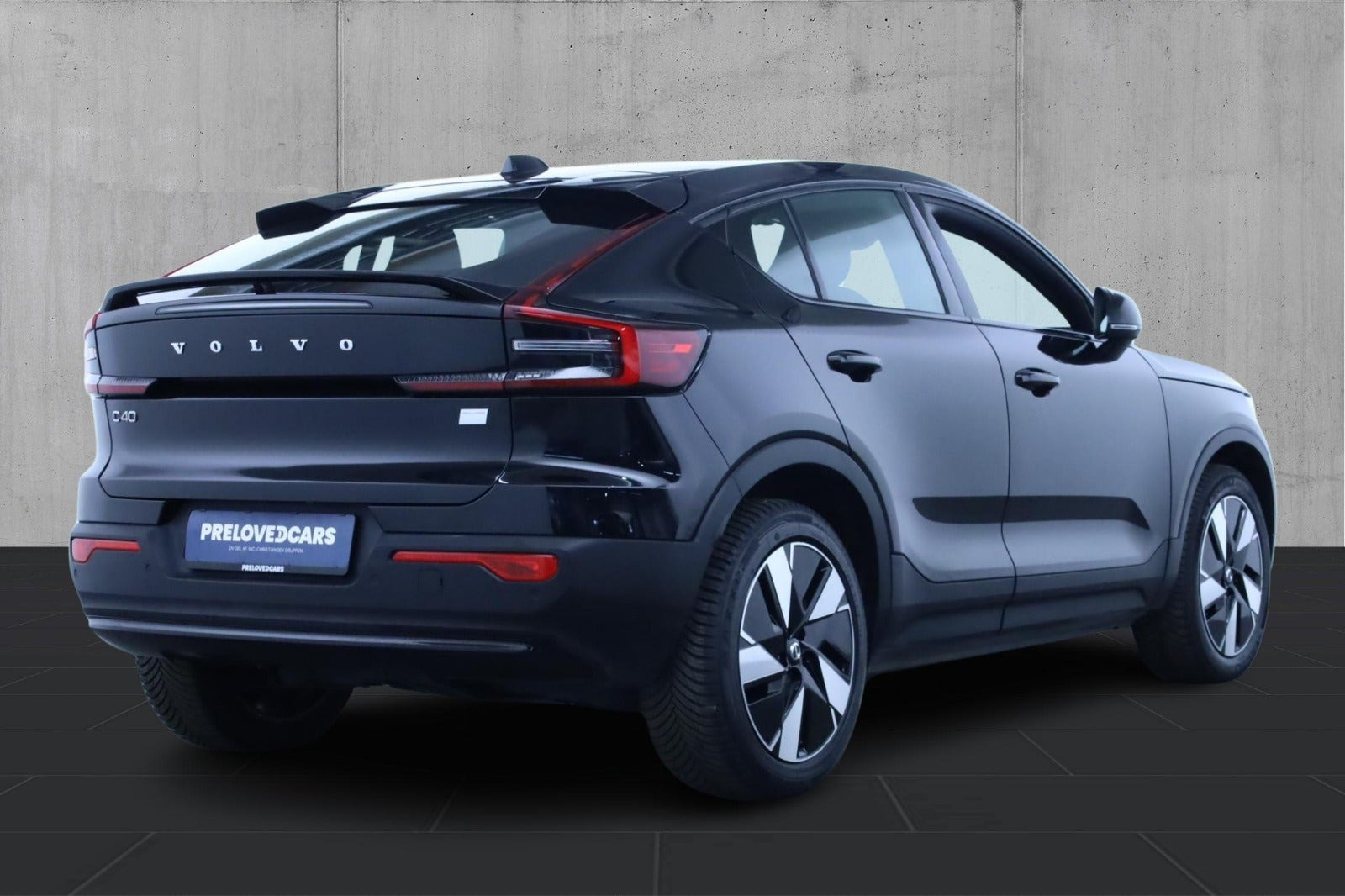 Sort Volvo C40 fra 2023