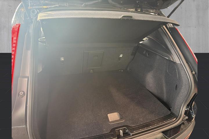 Sort Volvo XC40 fra 2022