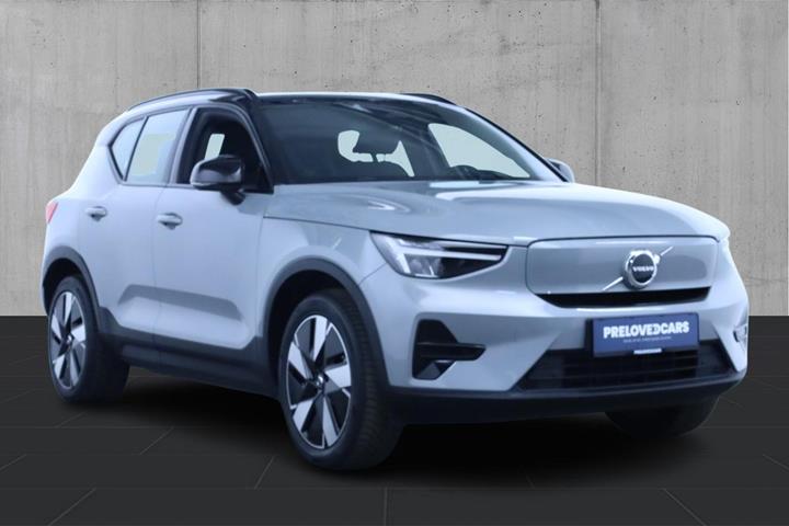 Sort Volvo XC40 fra 2023