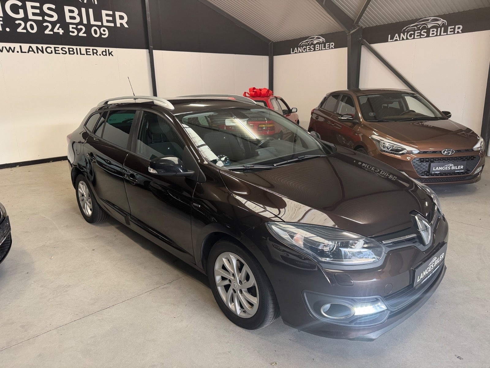 Brun Renault Megane III fra 2014