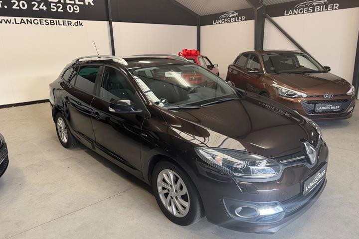 Brun Renault Megane III fra 2014