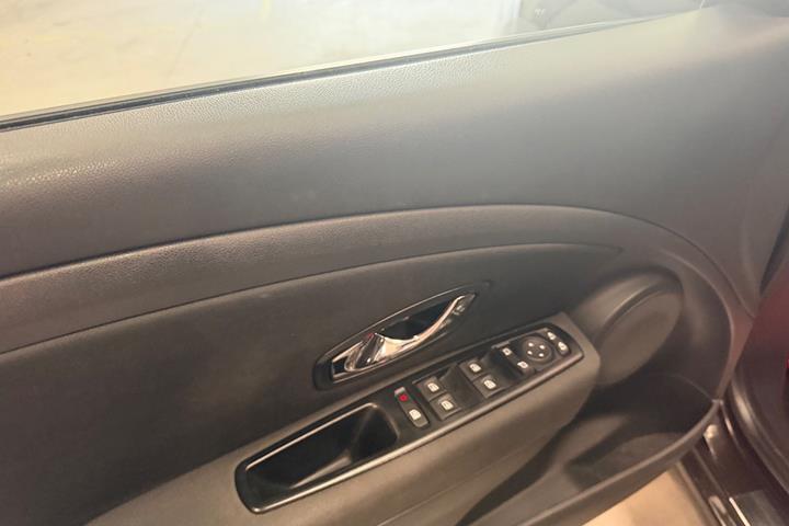 Brun Renault Megane III fra 2014