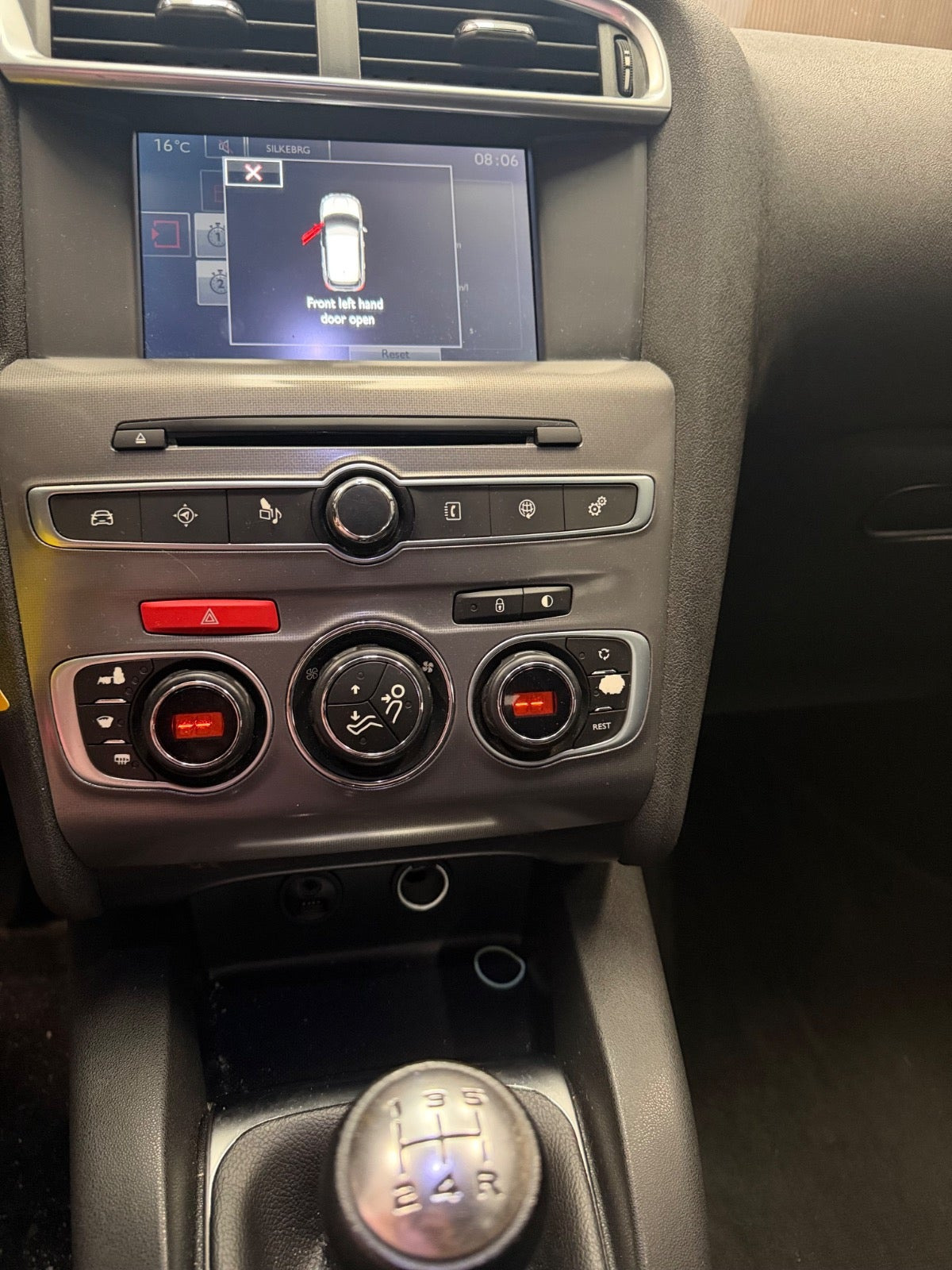 Beige Citroën C4 fra 2015