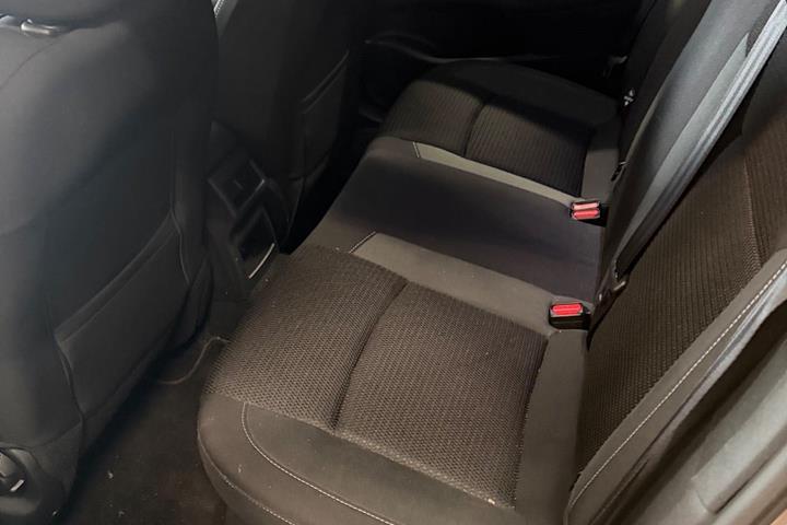 Beige Citroën C4 fra 2015