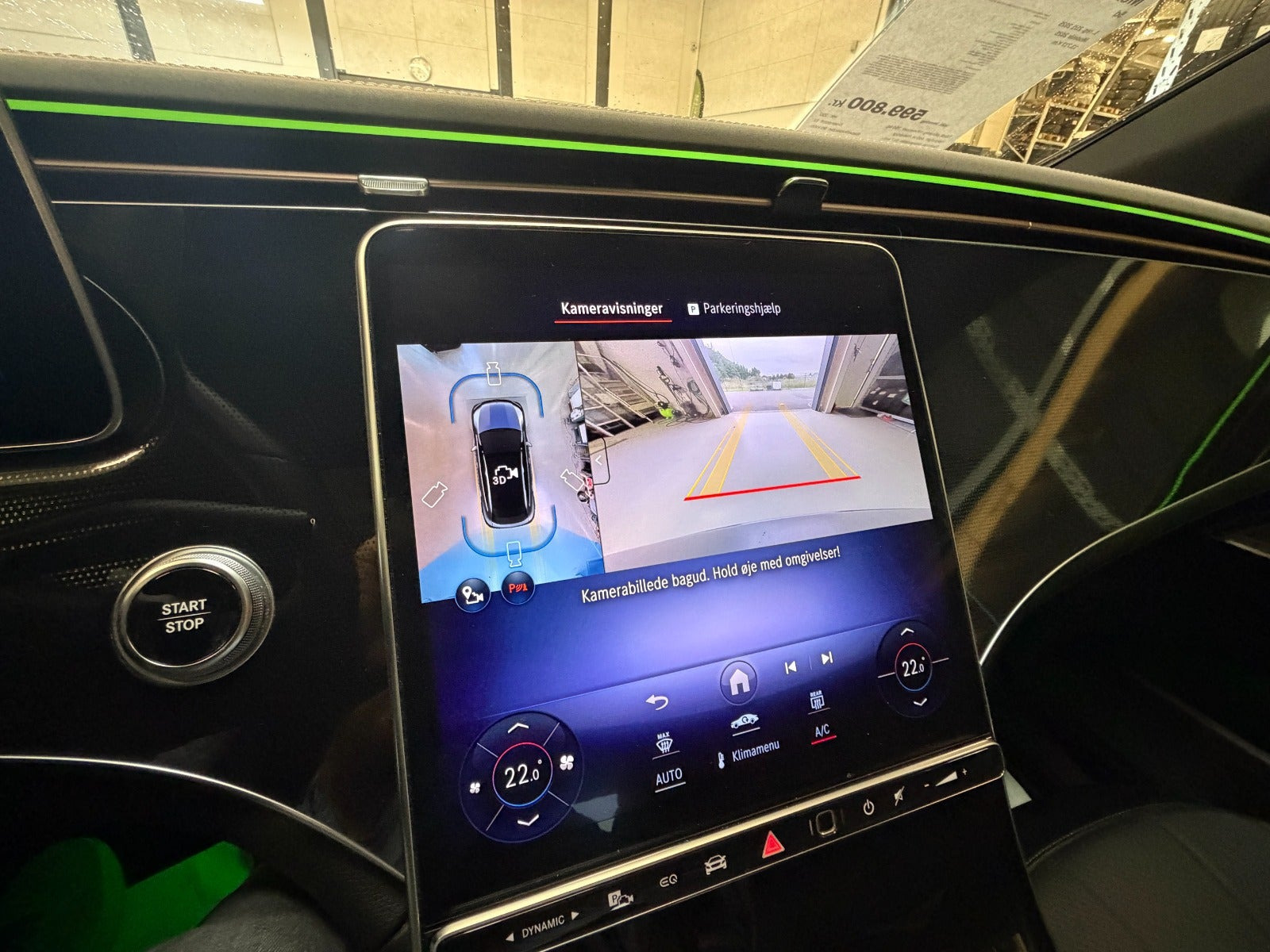 Sort Mercedes EQE350+ SUV fra 2025