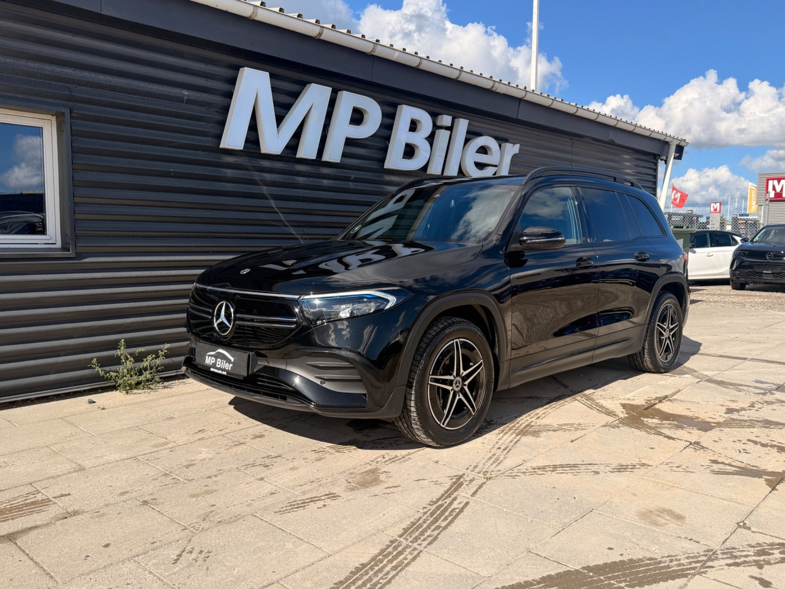 Mercedes EQB300 AMG Line 4Matic