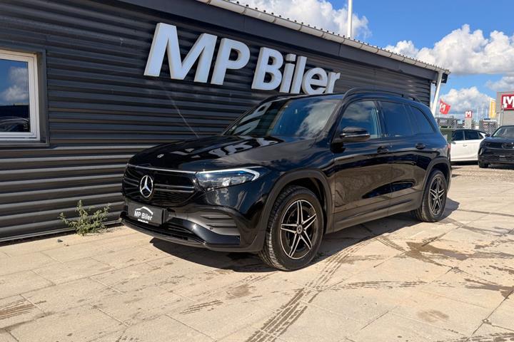 Sort Mercedes EQB300 fra 2023