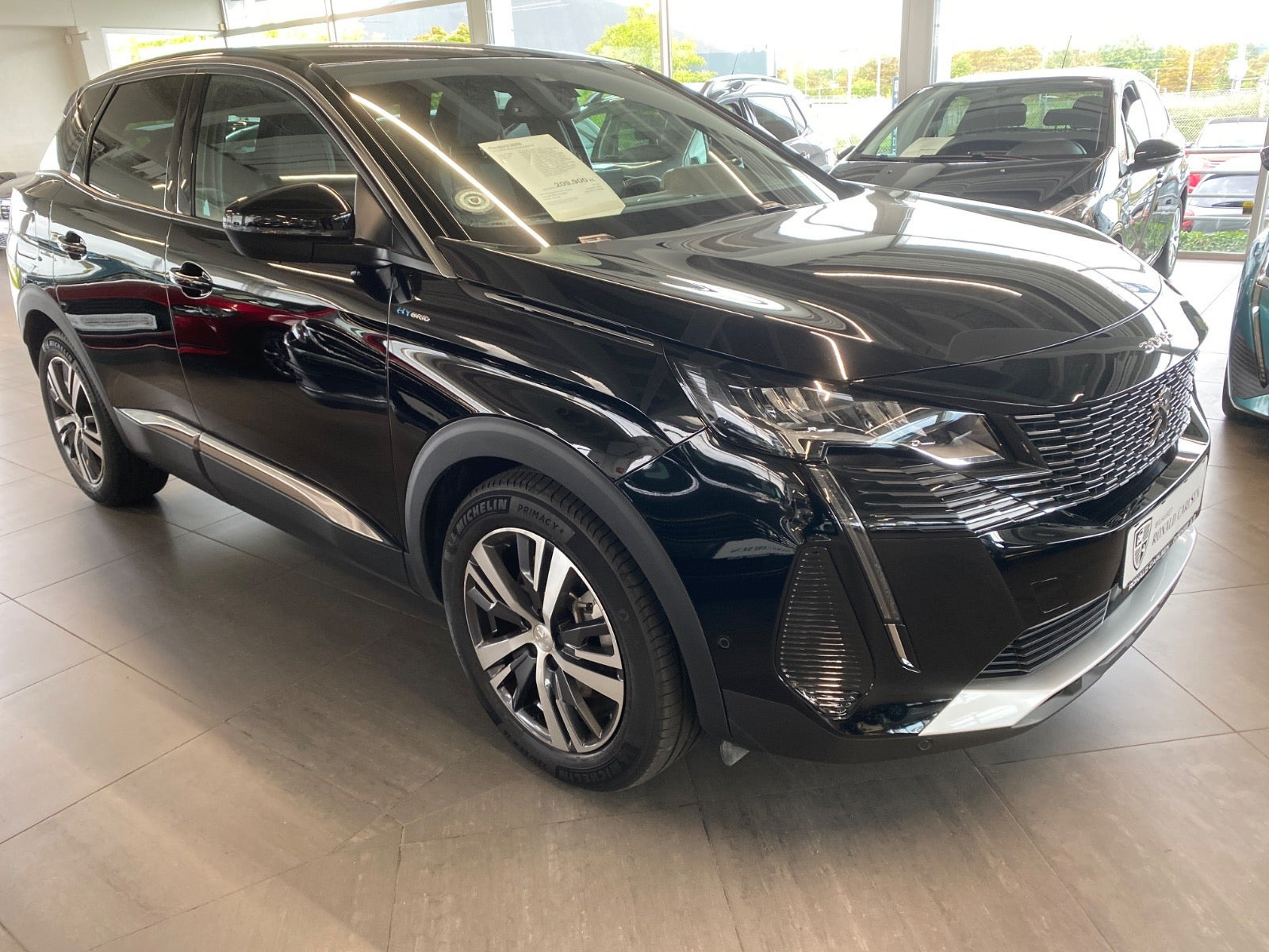 Sort Peugeot 3008 fra 2023