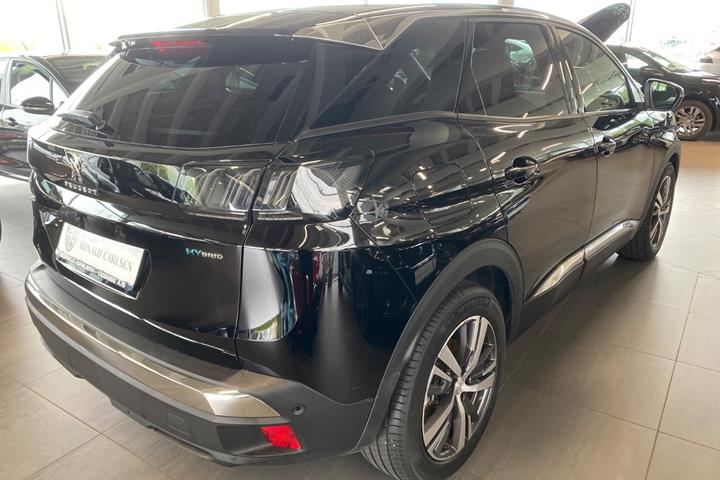 Sort Peugeot 3008 fra 2023