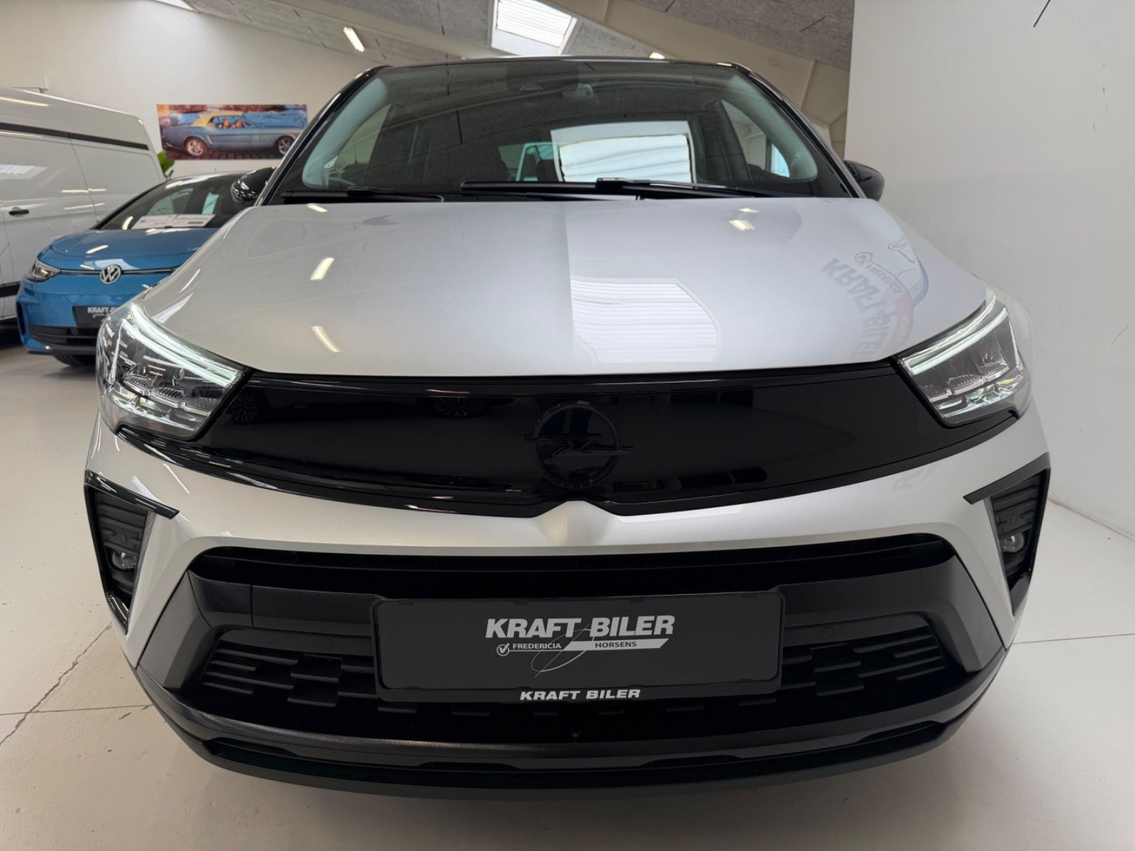 Sølv Opel Crossland fra 2024