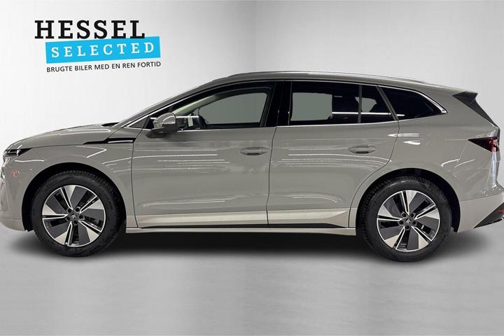 Grå Skoda Enyaq fra 2026