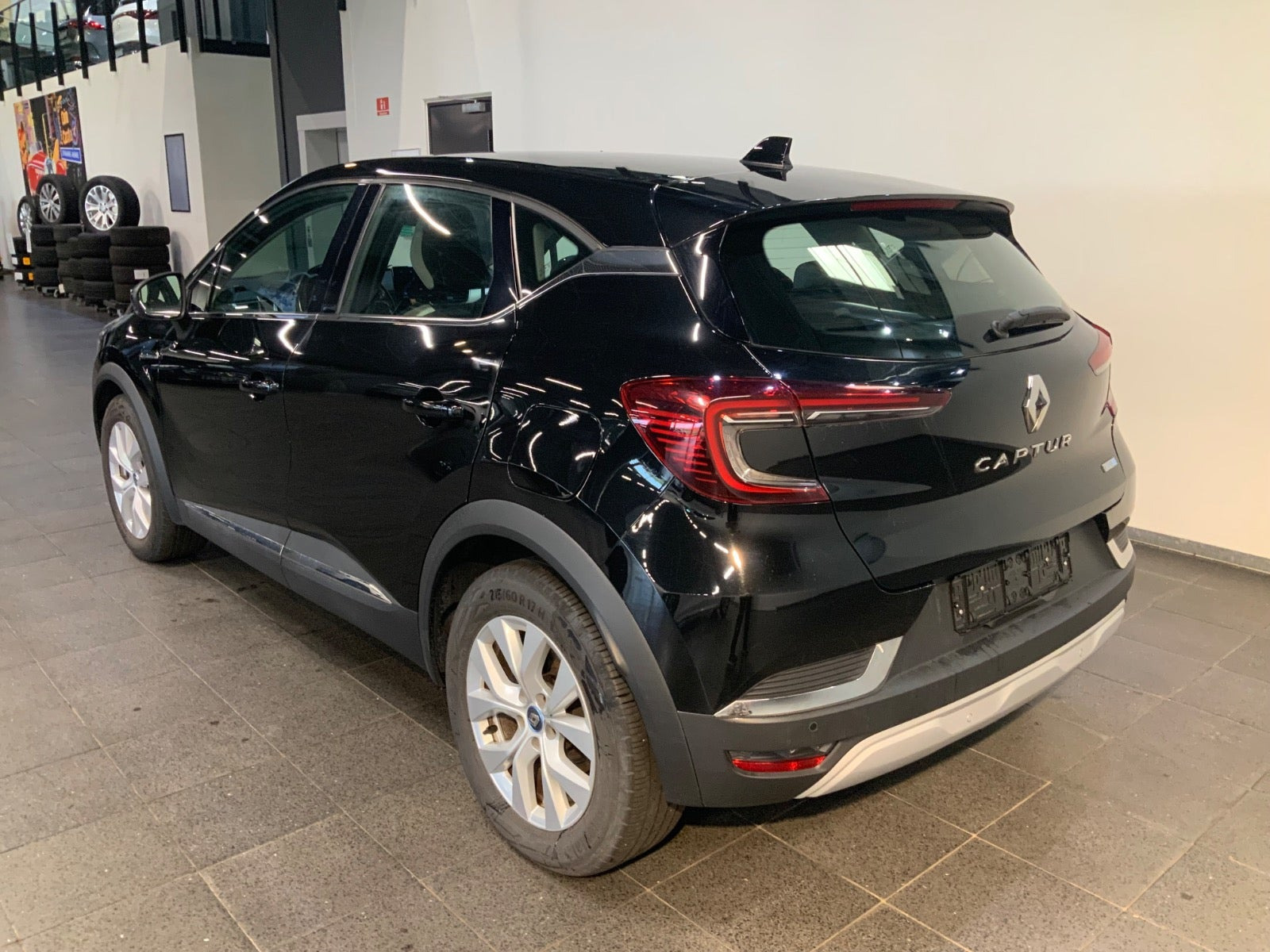 Sort Renault Captur fra 2020