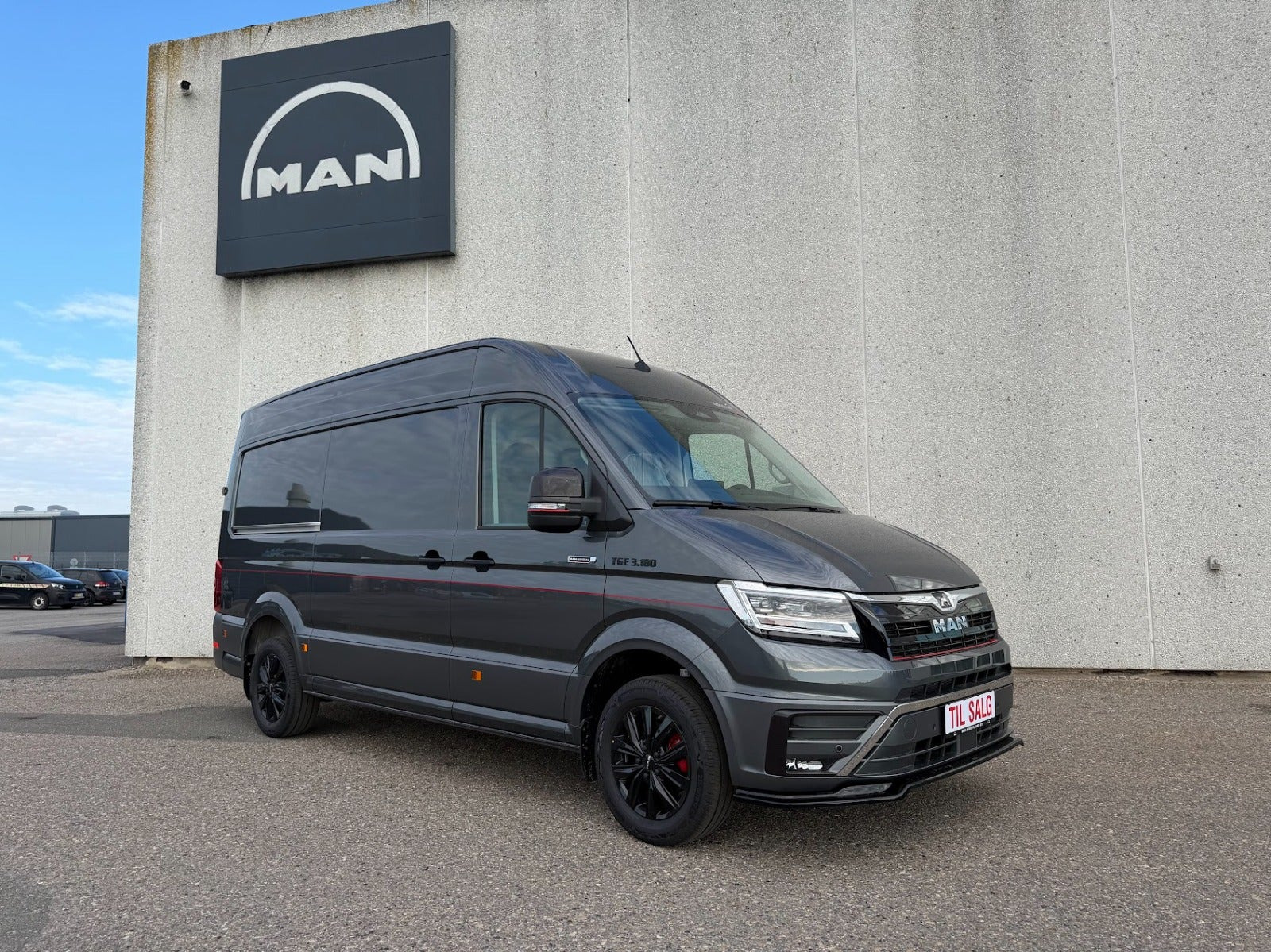 MAN TGE 2,0 3.180 Kassevogn L3H3 aut. FWD