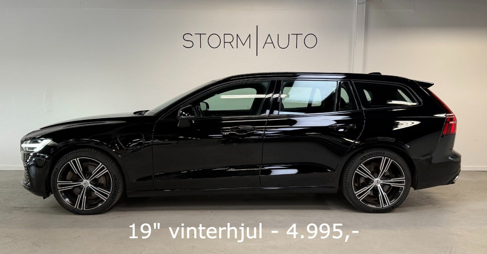 Sort Volvo V60 fra 2022