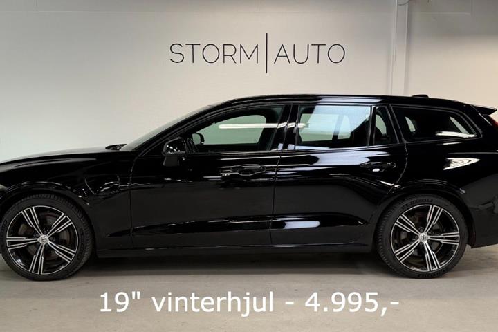 Sort Volvo V60 fra 2022