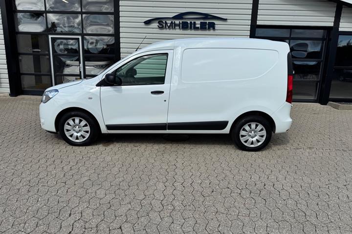 Hvid Dacia Dokker fra 2019