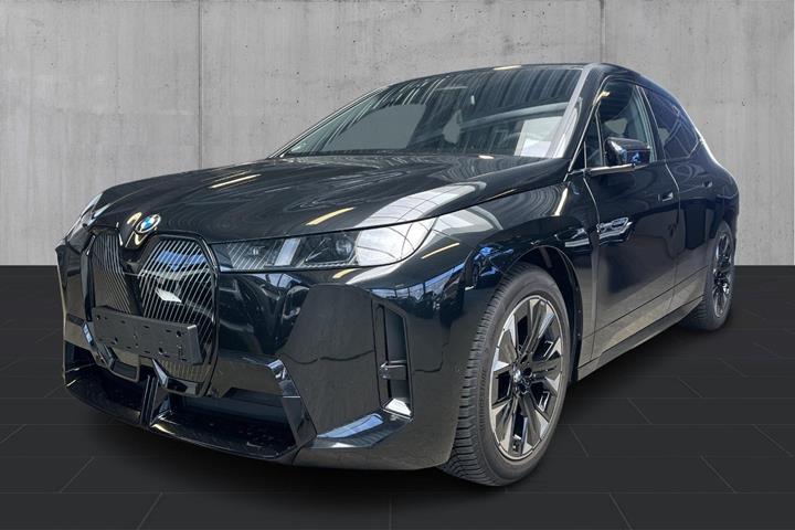 Sort BMW iX fra 2026 set udefra