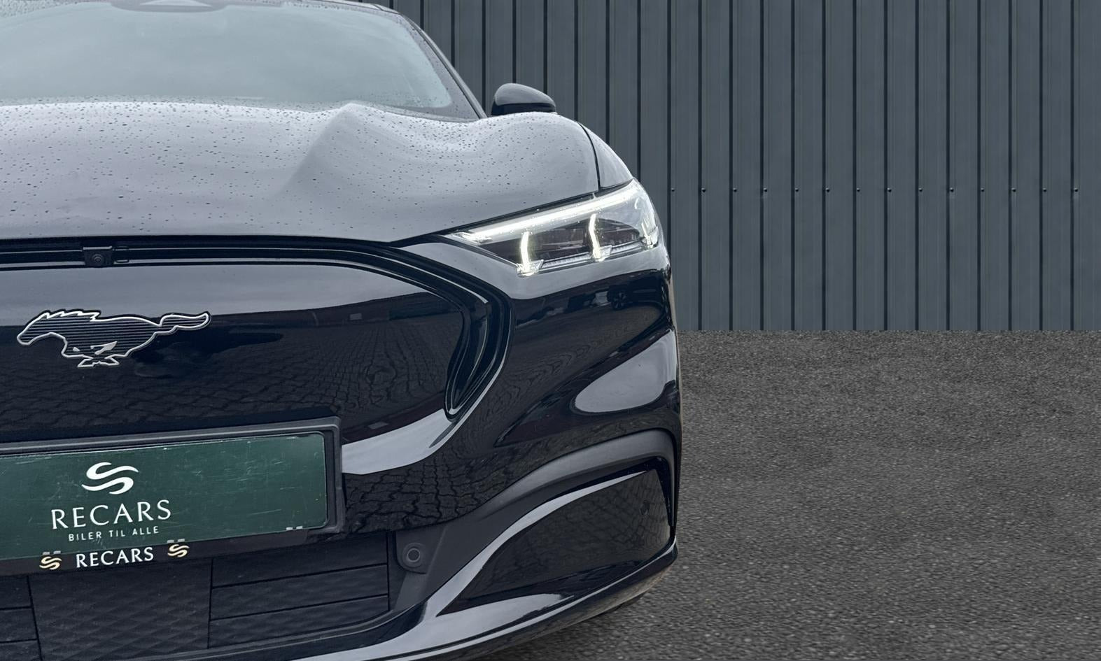 Sort Ford Mustang Mach-E fra 2023