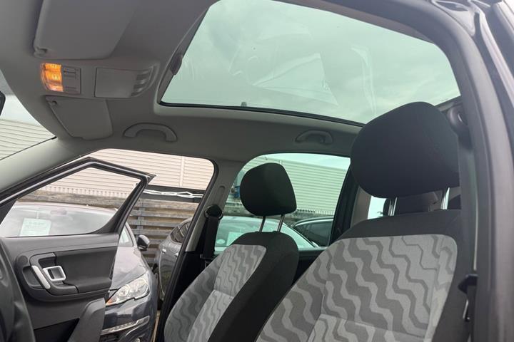 Sort Skoda Roomster fra 2009