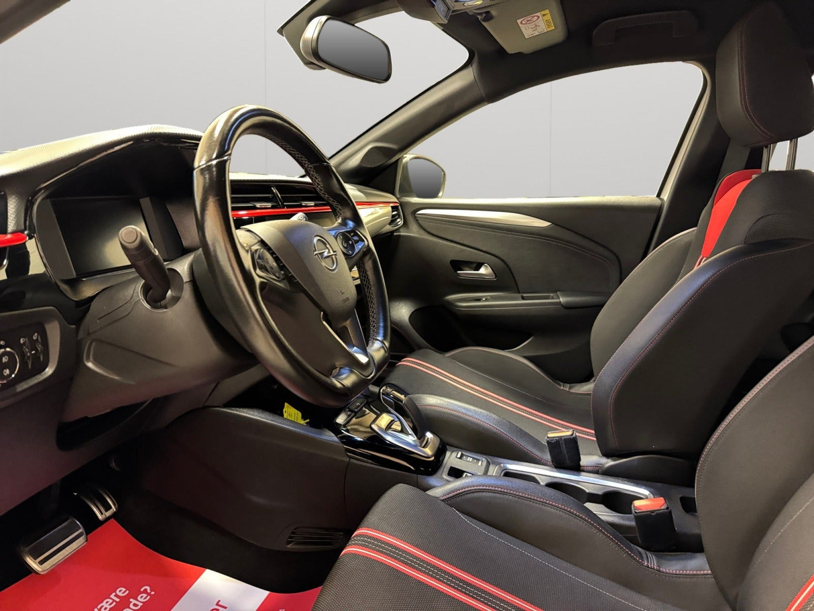 Hvid Opel Corsa-e fra 2021