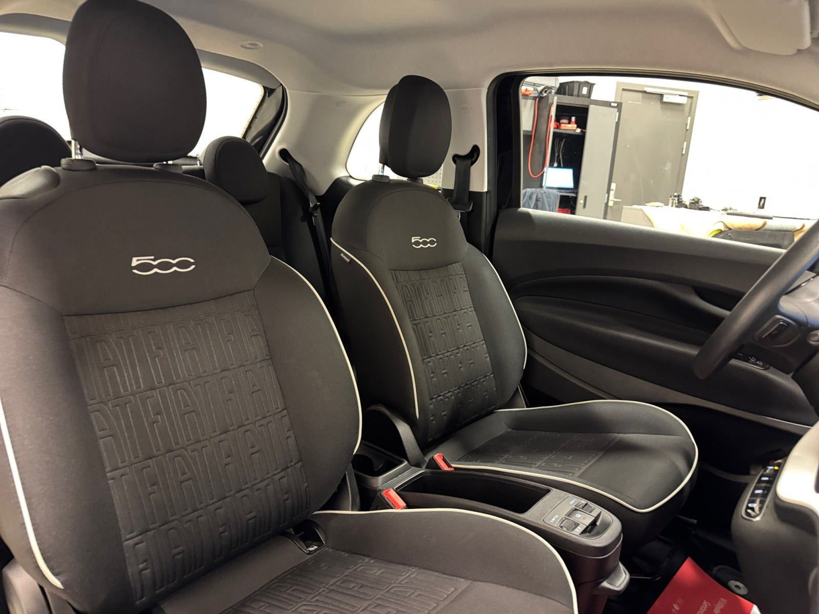 Sort Fiat 500e fra 2022