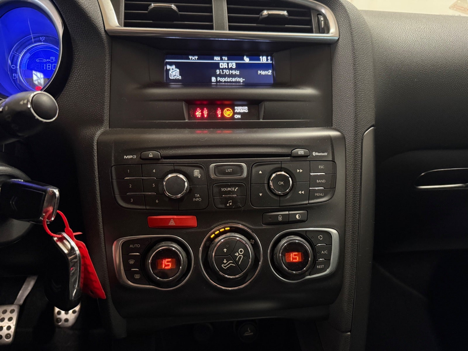 Rød Citroën DS4 fra 2012