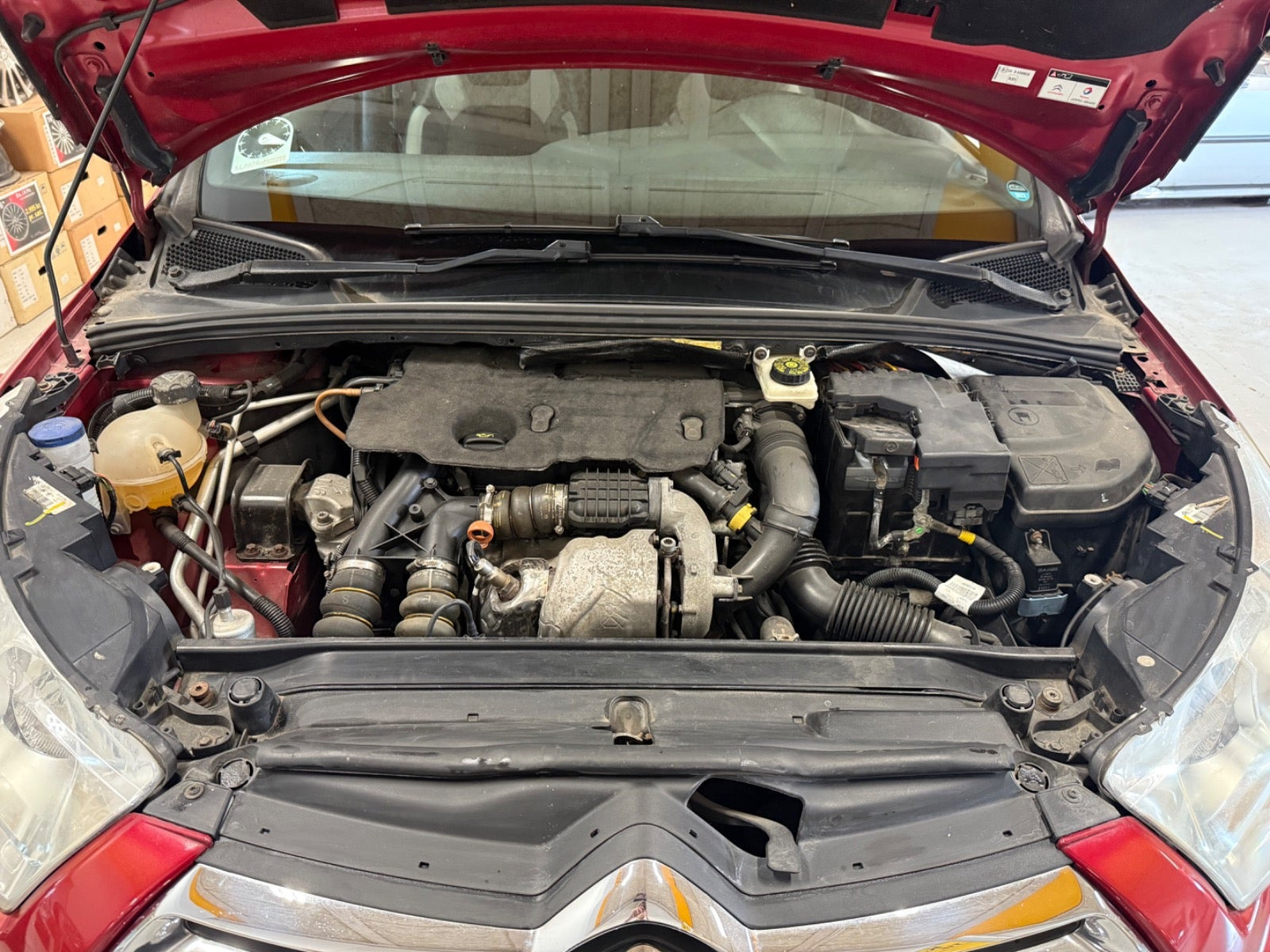 Rød Citroën DS4 fra 2012