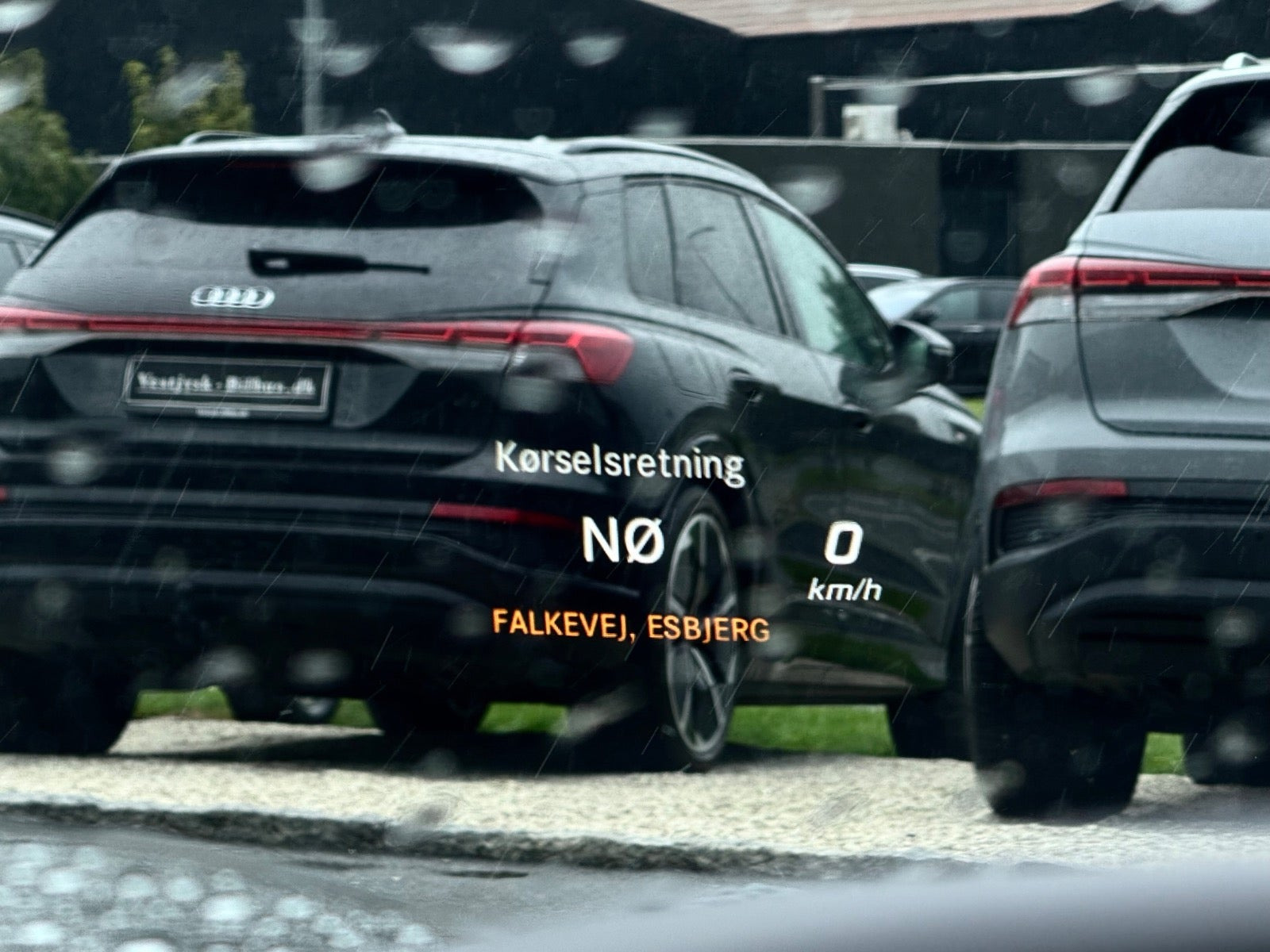 Grå Mercedes C63 fra 2015