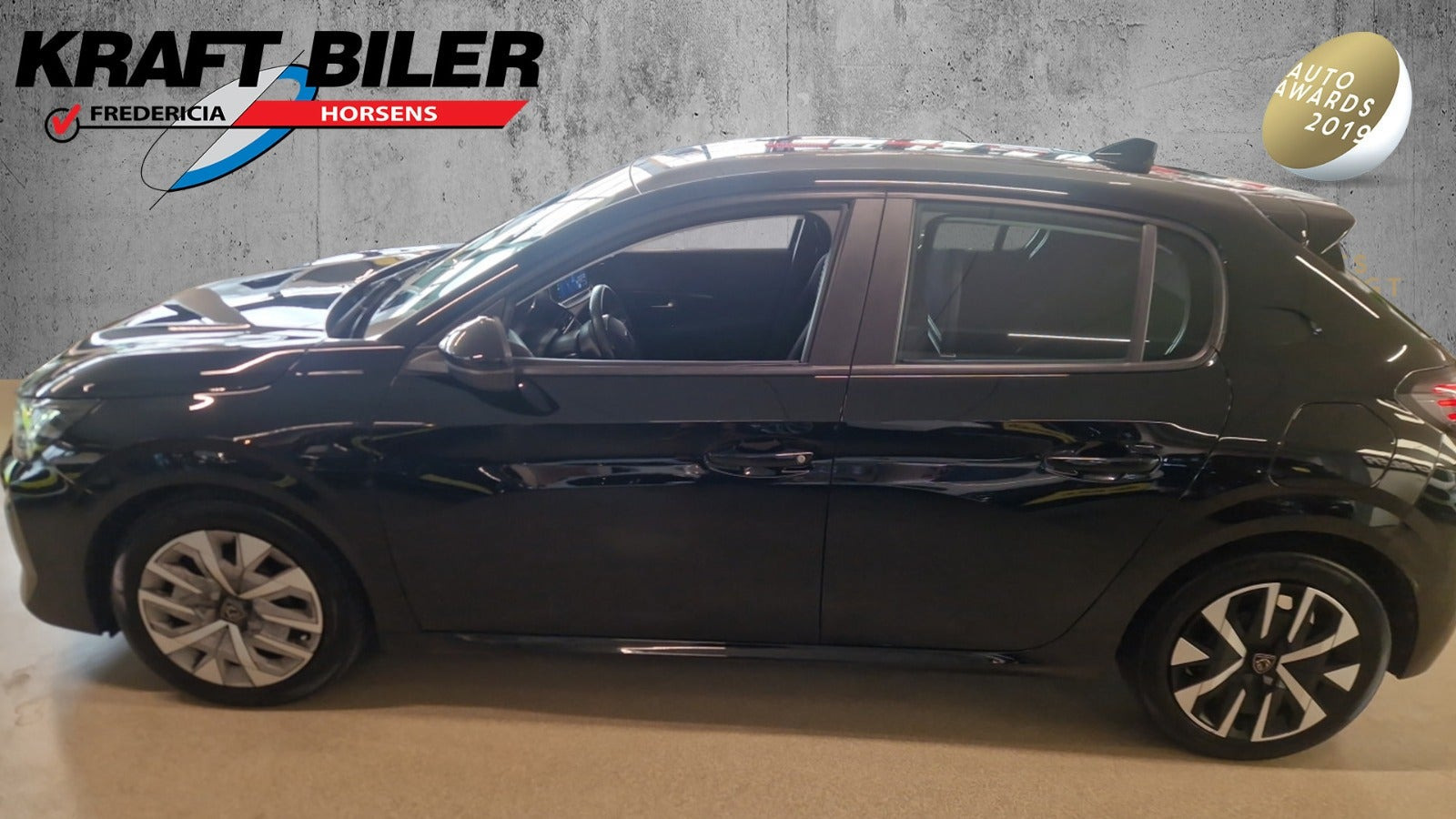 Sort Peugeot 208 fra 2024