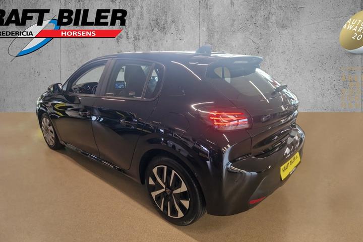 Sort Peugeot 208 fra 2024