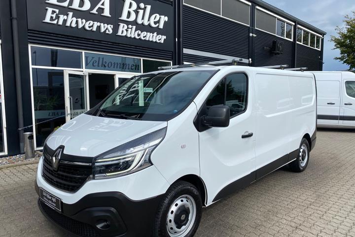 Hvid Renault Trafic T29 fra 2020